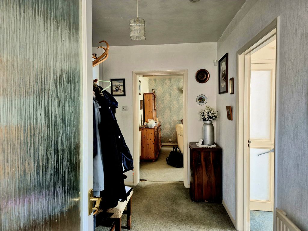Property photo 2 of 11 Gallery