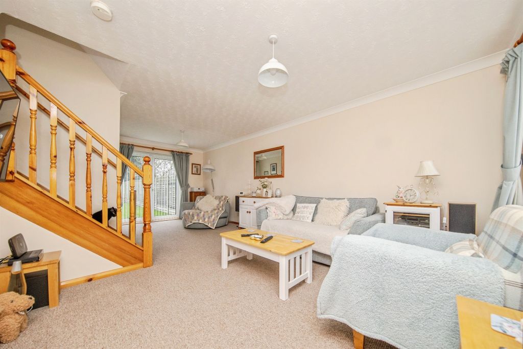 Property photo 2 of 20