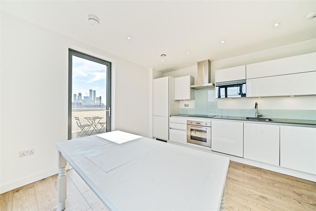 Property photo 3 of 15 1029462 (3).Jpg