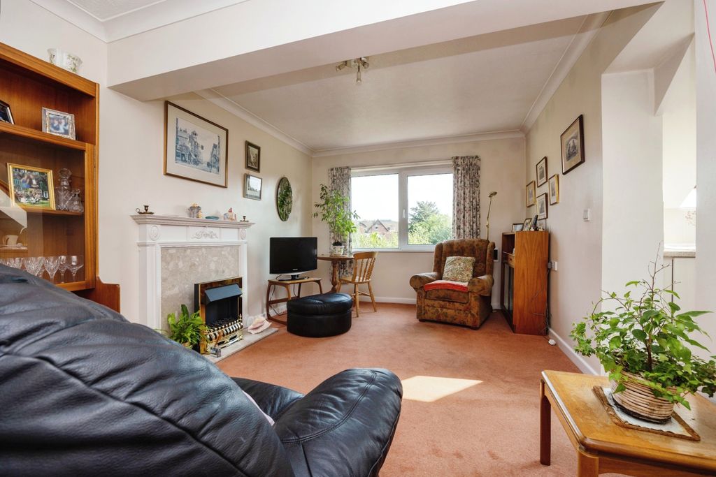 Property photo 3 of 17 Photography
