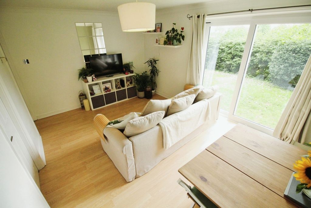 Property photo 3 of 15 Picture No. 27