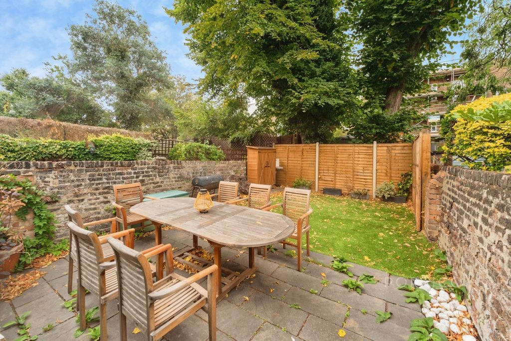 Property photo 3 of 13 Pbox-Img.Jpg