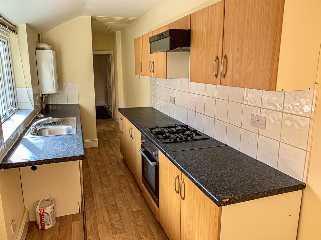 Property photo 2 of 13 Kitchen
