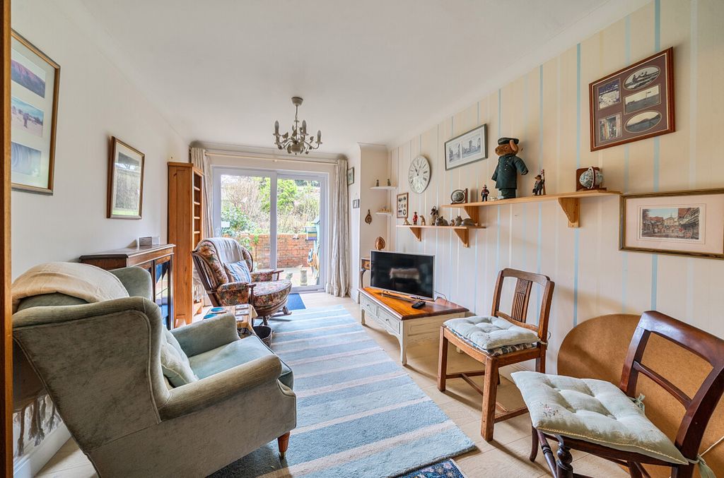 Property photo 2 of 17 1403736-5-69808cc...