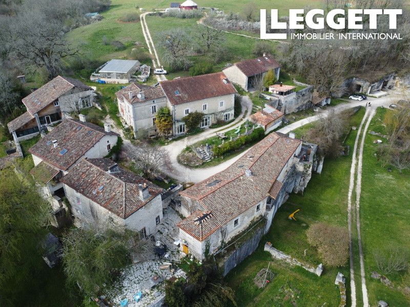 Property photo 2 of 10