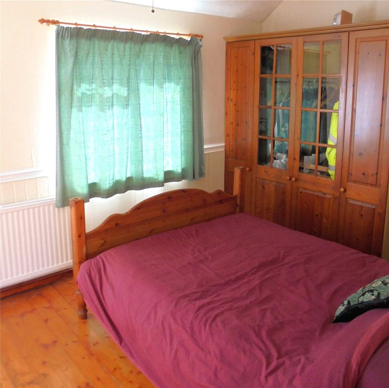 Property photo 3 of 7 Bedroom