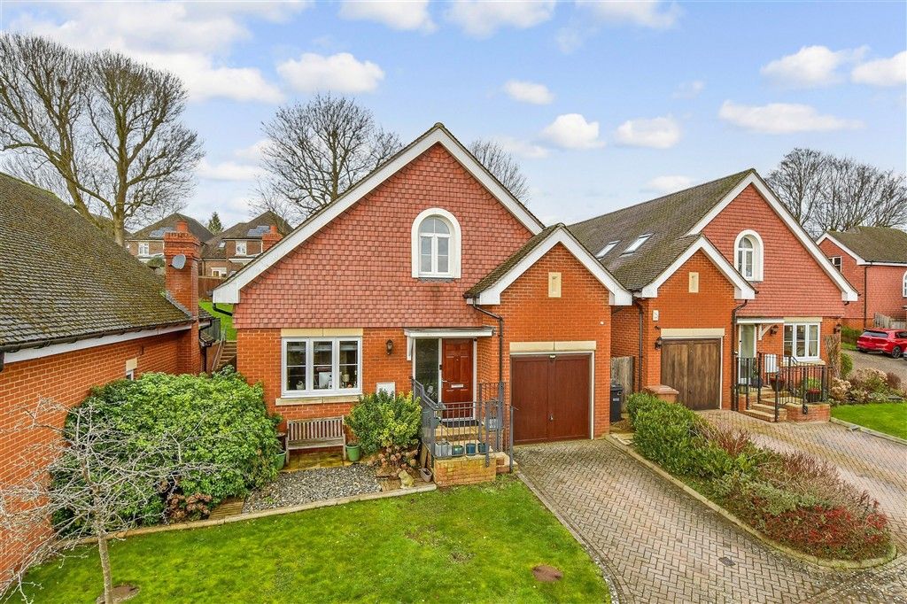 Property photo 2 of 19 External (Web)