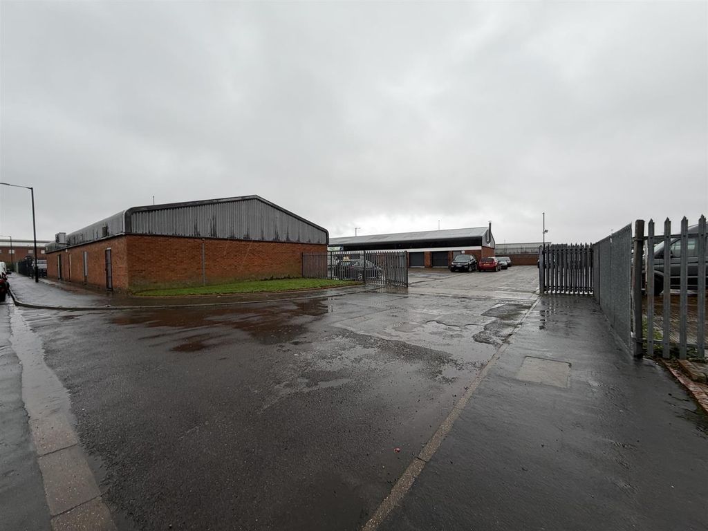 Property photo 2 of 2