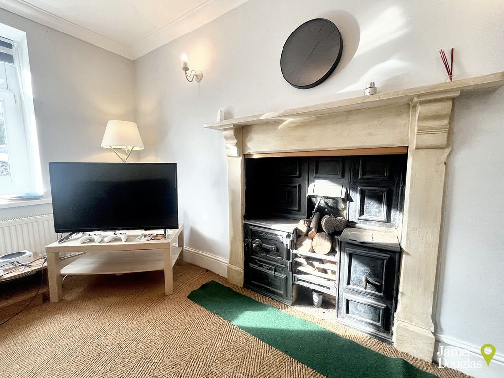 Property photo 3 of 15 Liv4