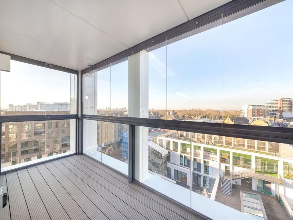 Property photo 2 of 8