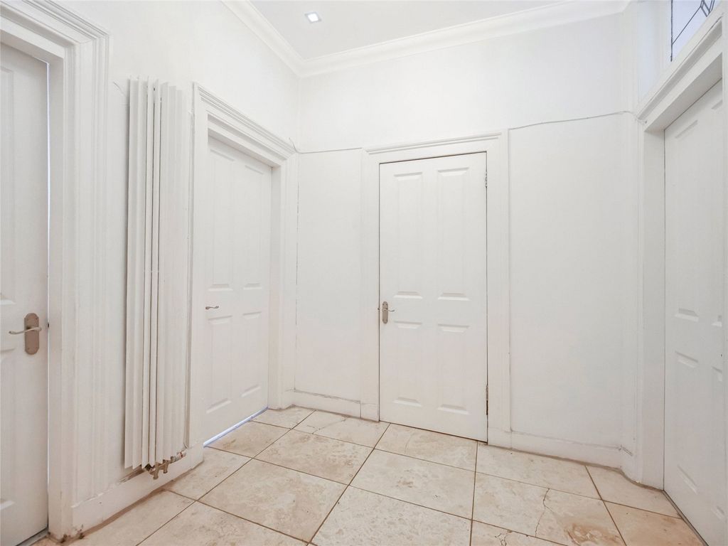 Property photo 2 of 12 Hall