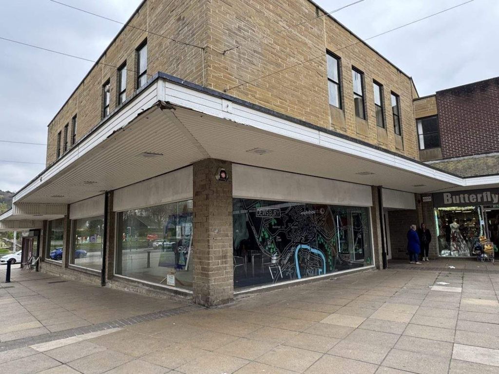 Property photo 1 of 4