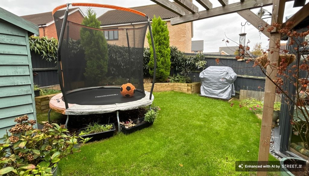 Property photo 3 of 18