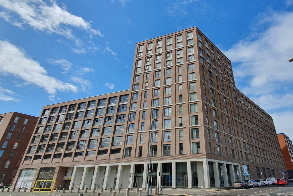 Property photo 3 of 14