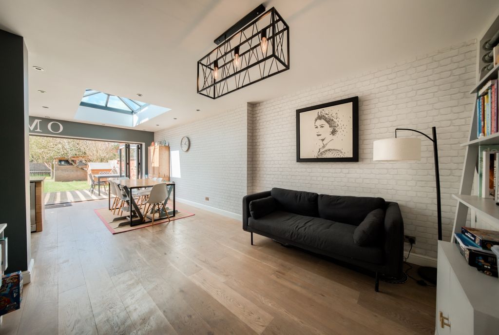 Property photo 3 of 18 Xt5A7537-Hdr(3)