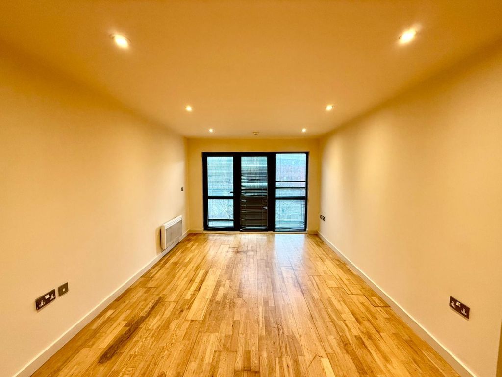 Property photo 1 of 4