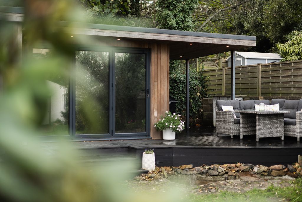 Property photo 2 of 20