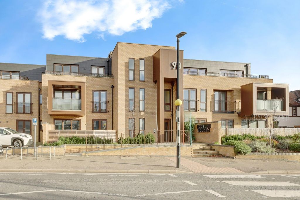 Property photo 1 of 15