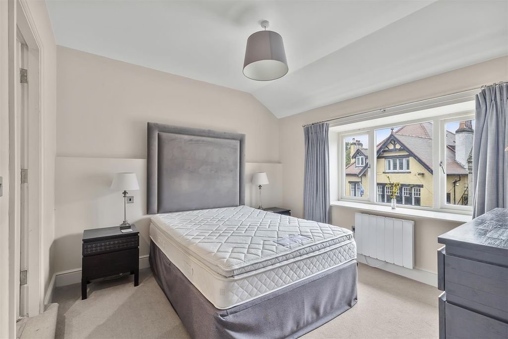 Additional image 8 of 1 bed flat for saleCrescent Court, Ilkley LS29