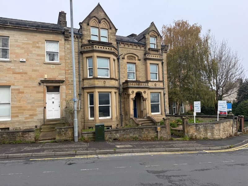 Property photo 1 of 12 Photo 12