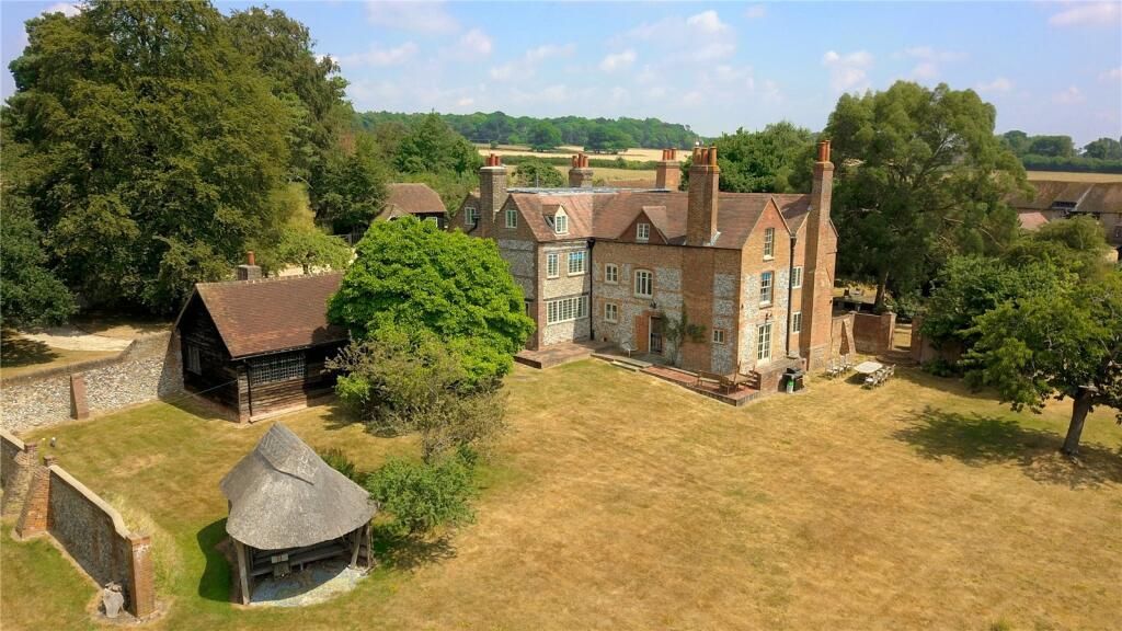 Property photo 2 of 32 Picture No. 27