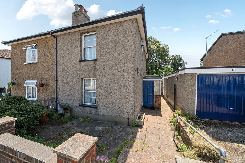 Property photo 1 of 20 1484061-19-6A3d61...