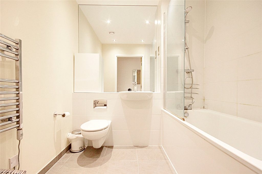 Property photo 2 of 13 Picture No. 12