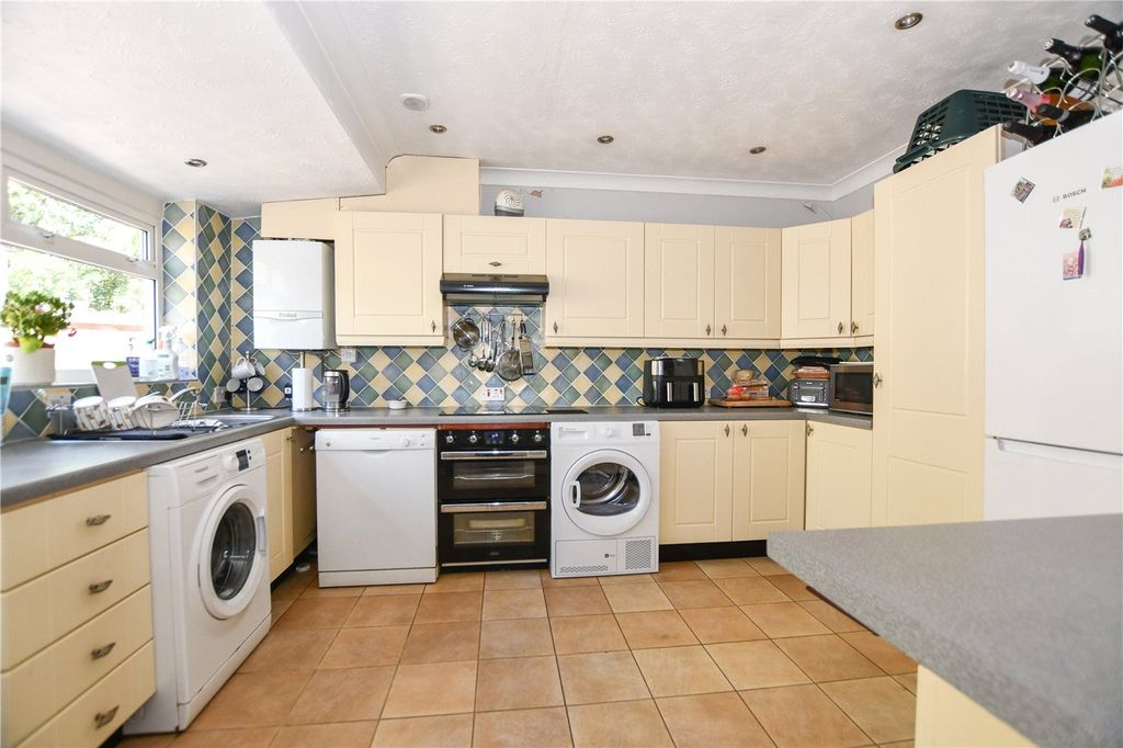 Property photo 3 of 11 Picture No. 05