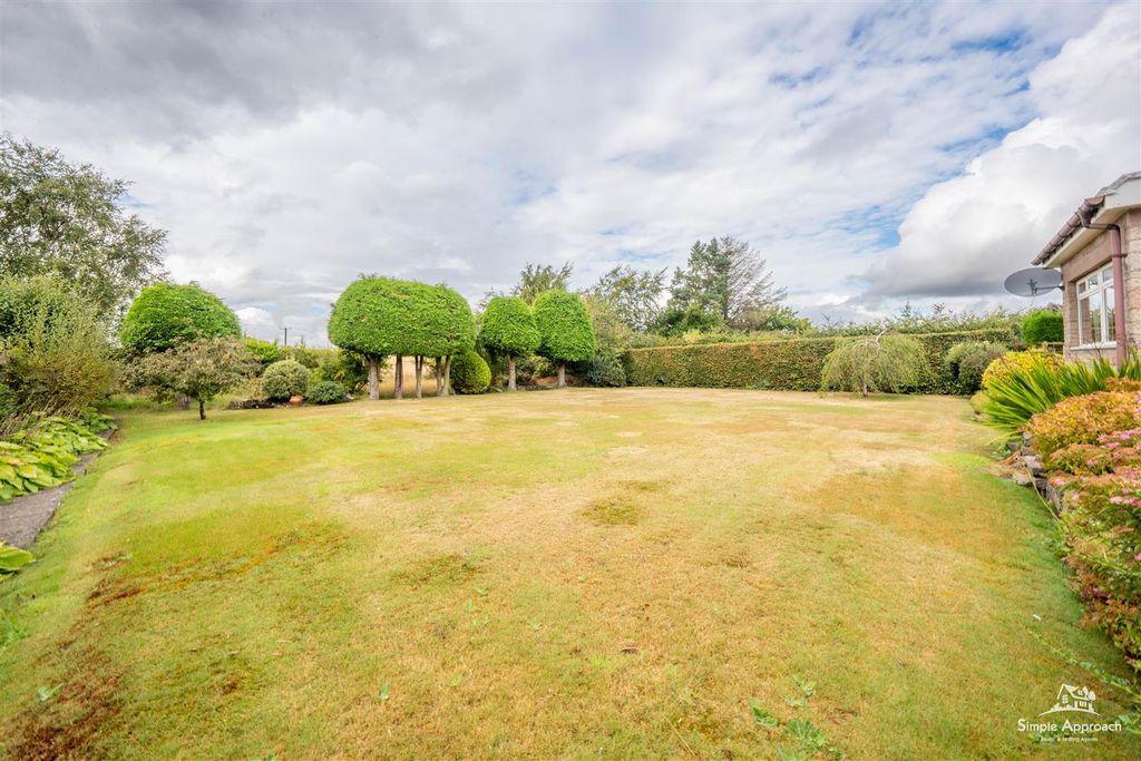 Property photo 2 of 38 Dsc01984-Hdr.Jpg