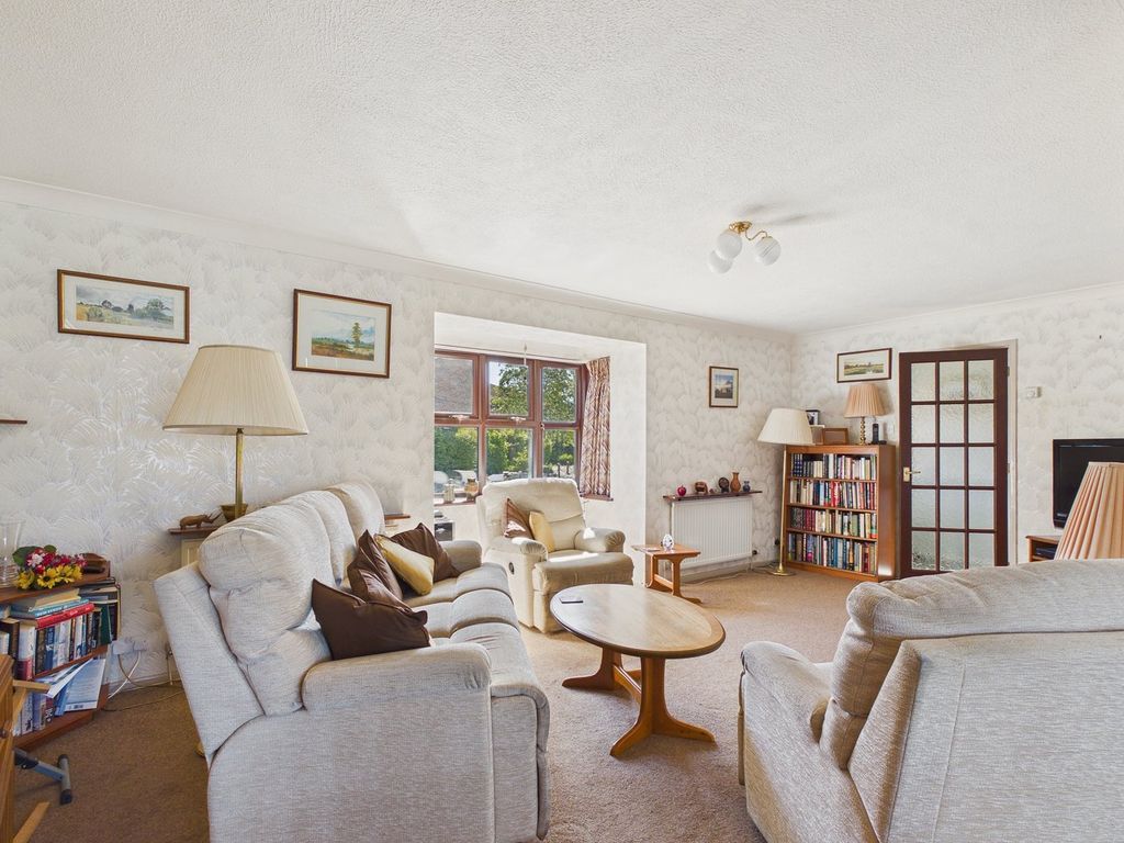 Property photo 3 of 18