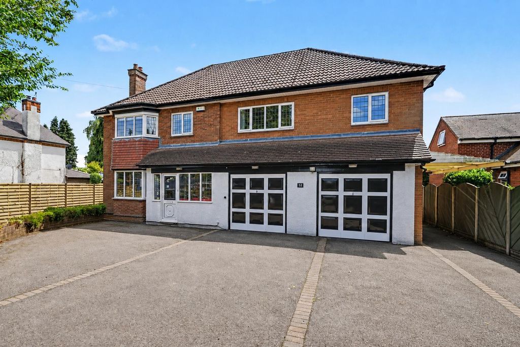 Property photo 1 of 40
