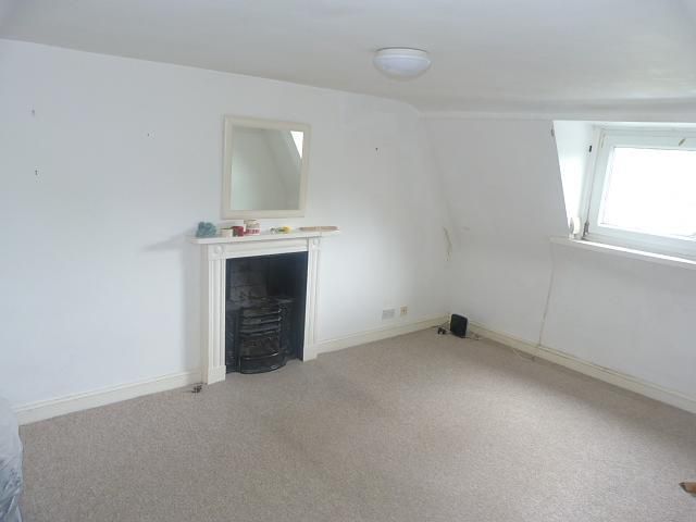 Property photo 2 of 6 Sitting Room