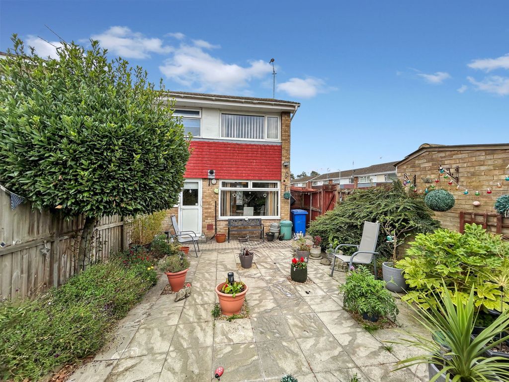 Property photo 2 of 13