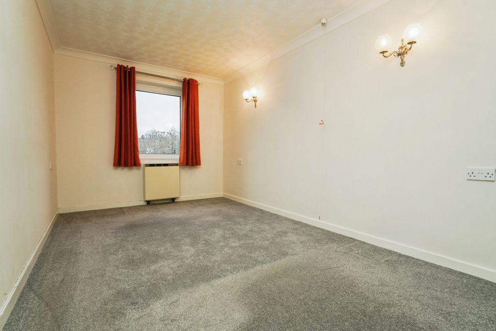 Additional image 10 of 1 bed flat for saleSt. Marys Road, Evesham, Worcestershire WR11