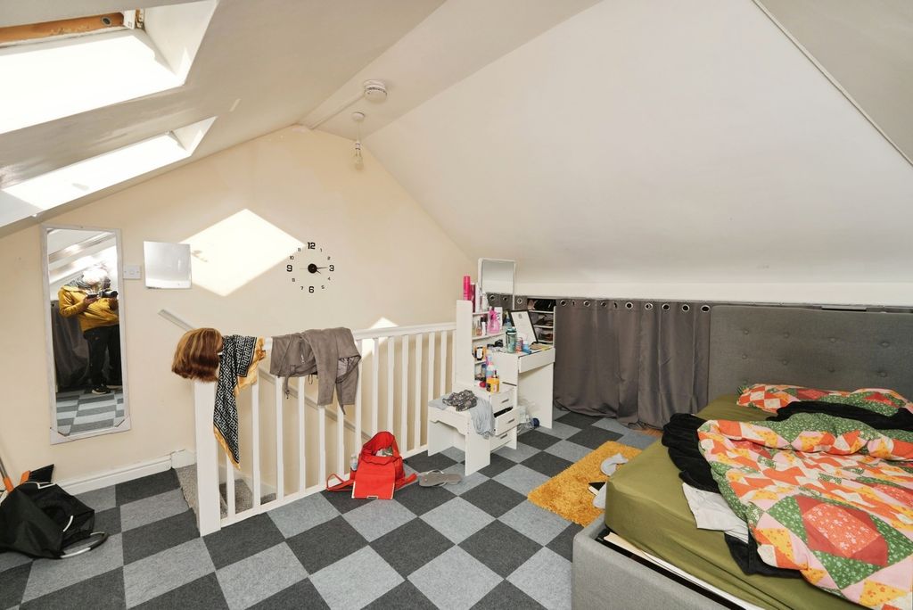 Property photo 3 of 13 Pbox-Img.Jpg