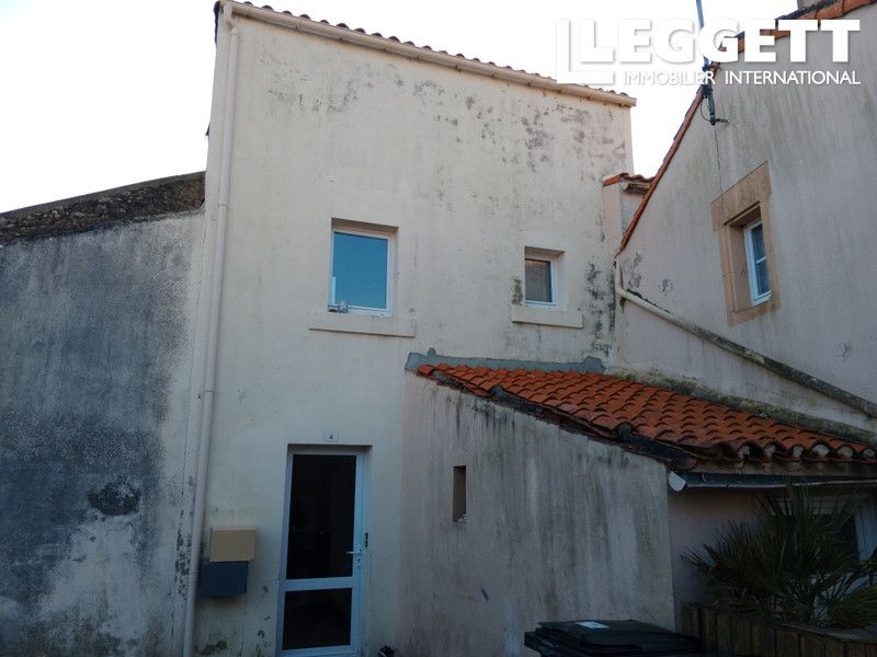 Property photo 2 of 7