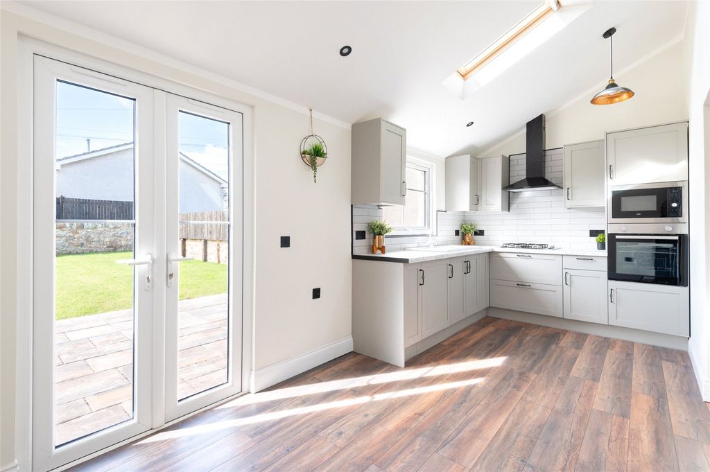 Property photo 2 of 44 Picture 2