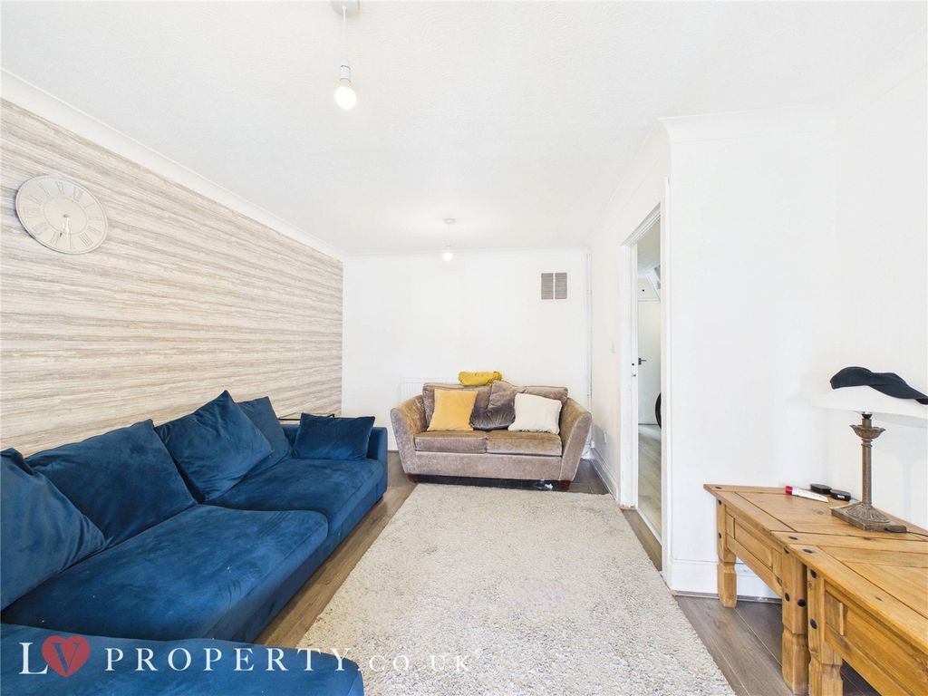 Property photo 1 of 12 Picture No. 02