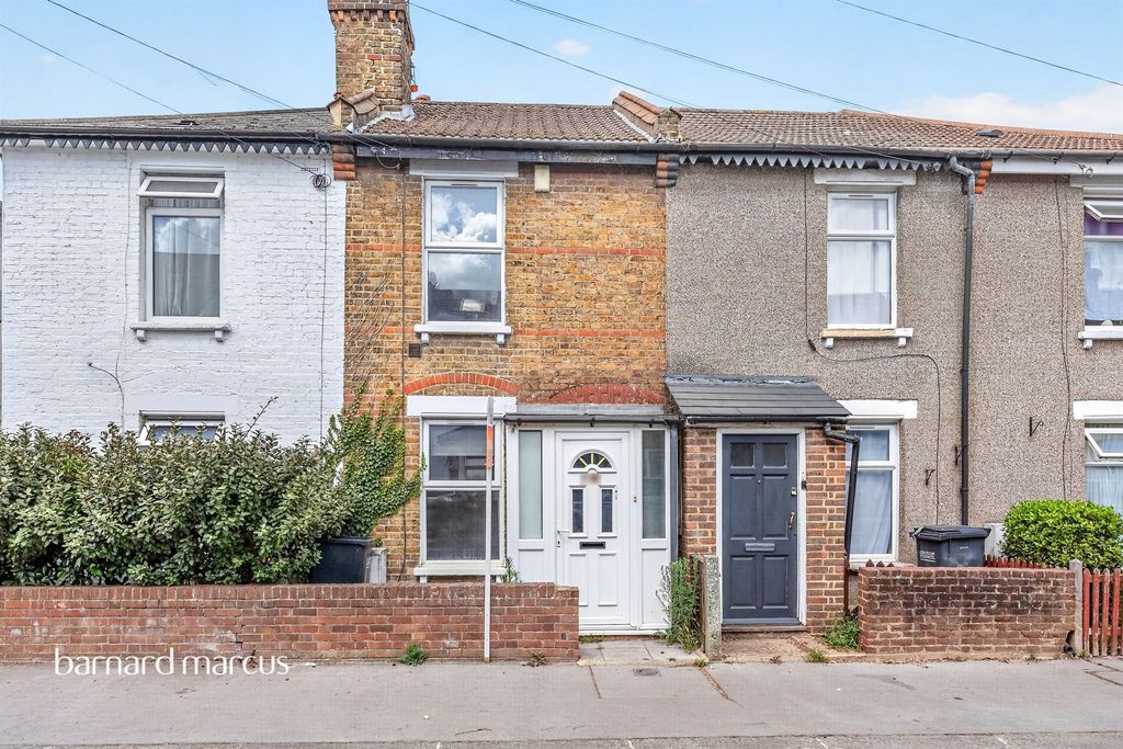 Property photo 1 of 25