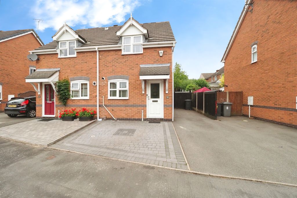 Property photo 1 of 17