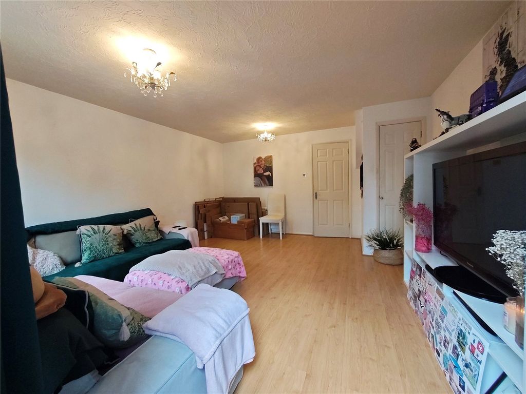 Property photo 3 of 11 Picture No. 09
