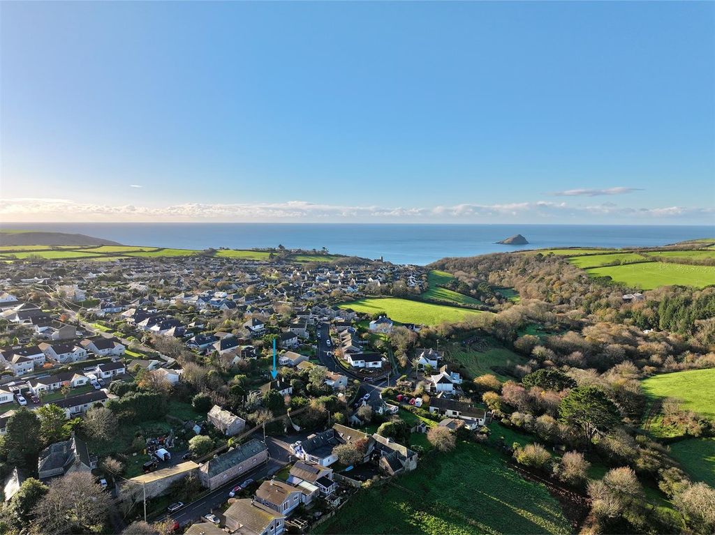 Property photo 3 of 26 3.Jpeg