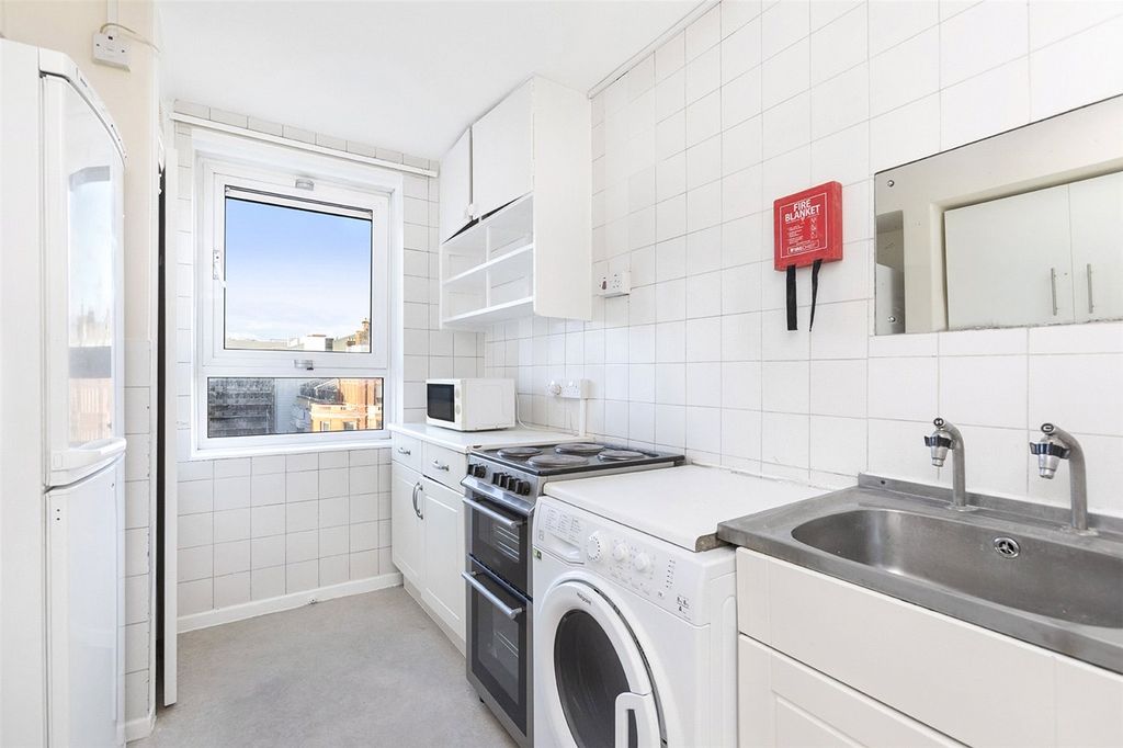 Property photo 2 of 10 Picture No. 25