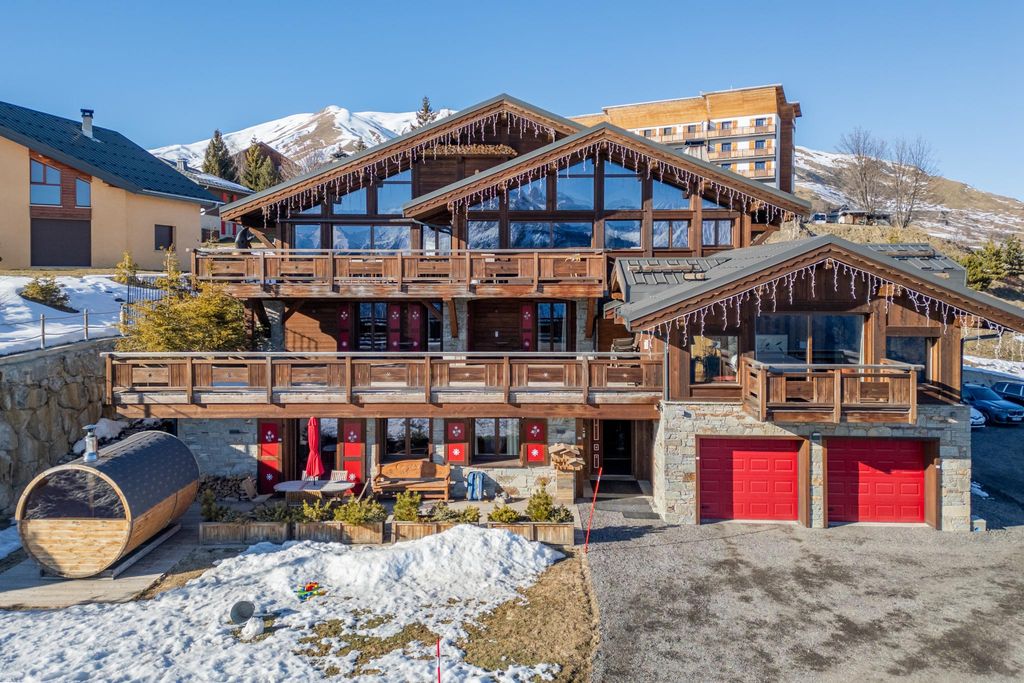Property photo 1 of 20 Outstanding Chalet F