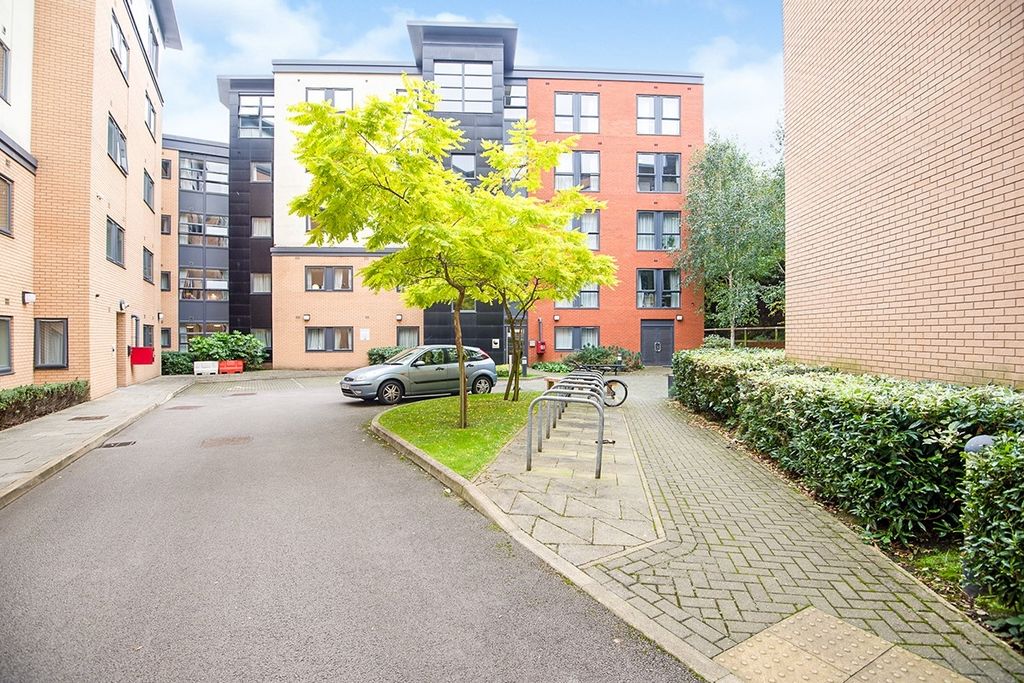 Property photo 2 of 9 Open Plan Living And