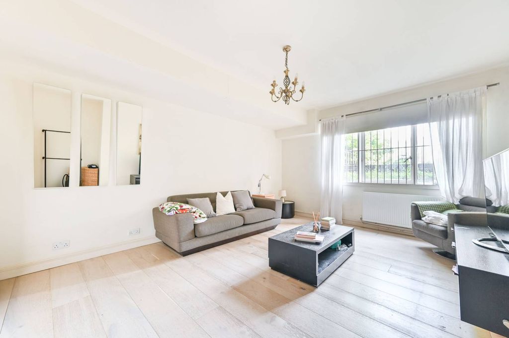 Property photo 1 of 8