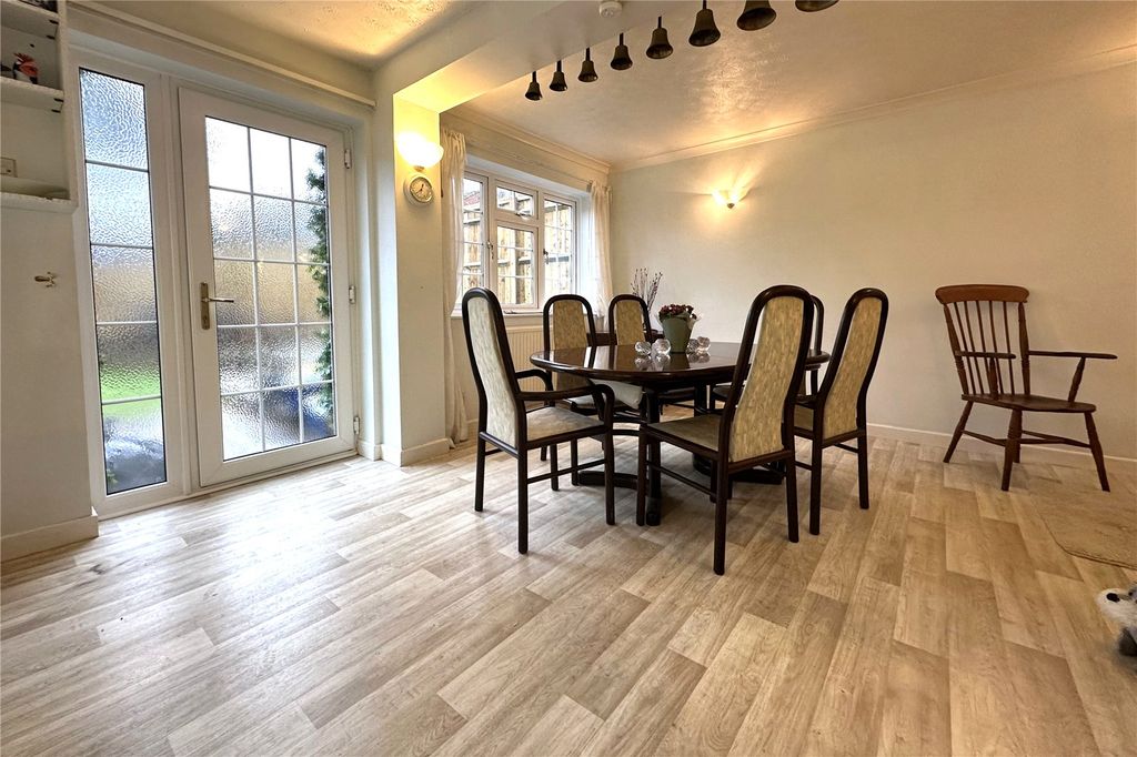 Property photo 3 of 24 Picture No. 09