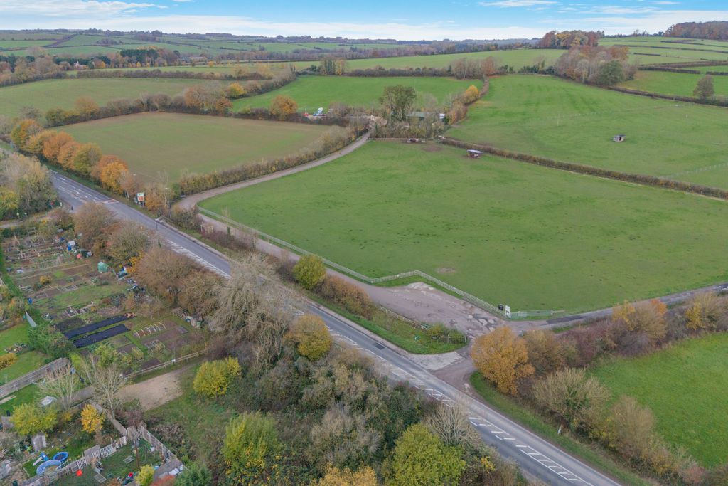 Property photo 3 of 16 Hawkstone Brewery, College Farm, Stow Road, Bourton-On-The-Water, Gloucestershire Gl54 2Hn