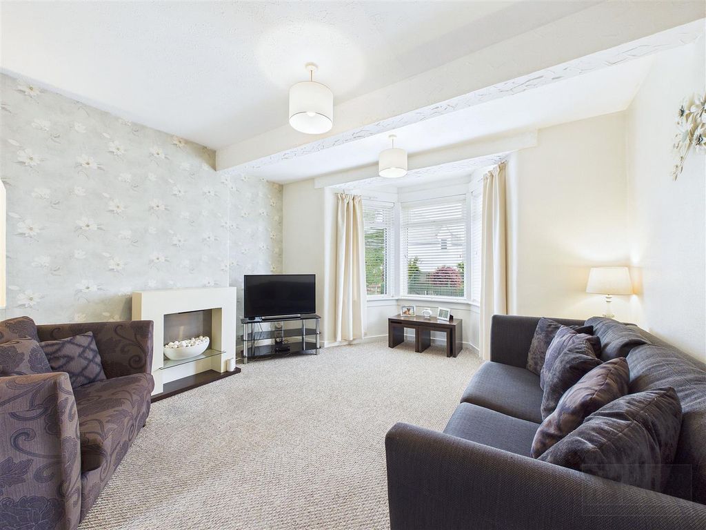Property photo 3 of 22 Sitting Room