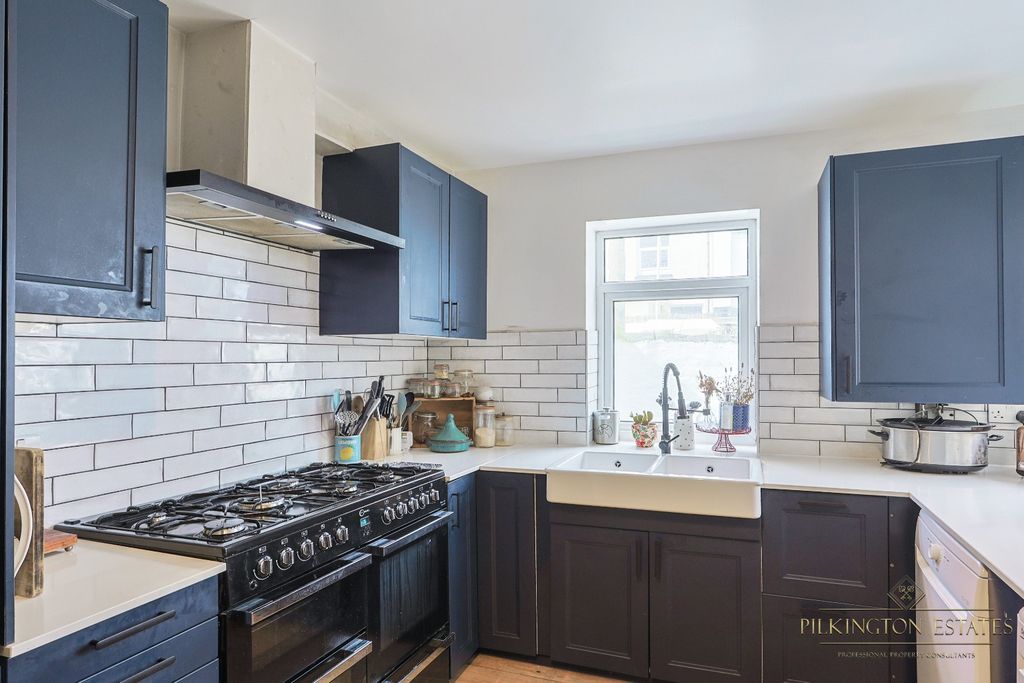 Property photo 3 of 14 4512433